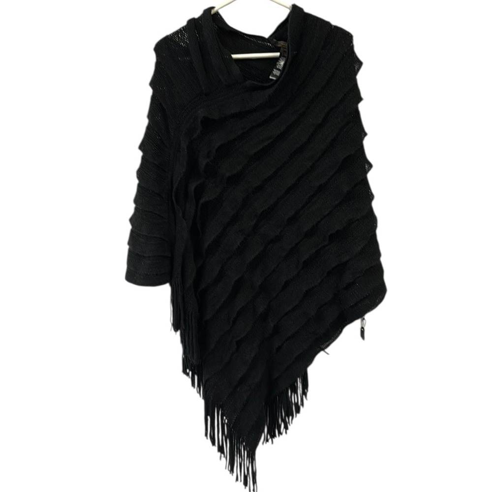 Max Sport Asymmetrical Black Fringed Poncho Sweater Never Worn One Size - Picture 6 of 7